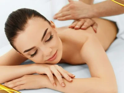 Massage toàn thân, bấm huyệt 90 Phút (Thảo dược + Đá nóng lưng + Đá nóng chân)