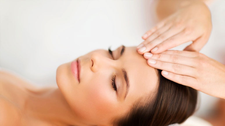 Massage Mặt 30 Phút