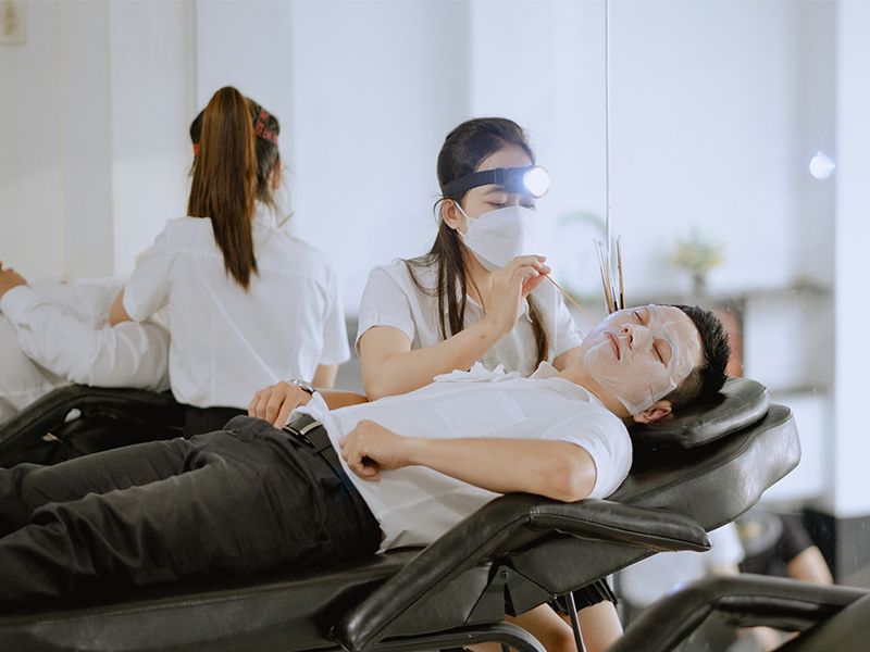 Dịch vụ Cạo mặt / Ráy tai